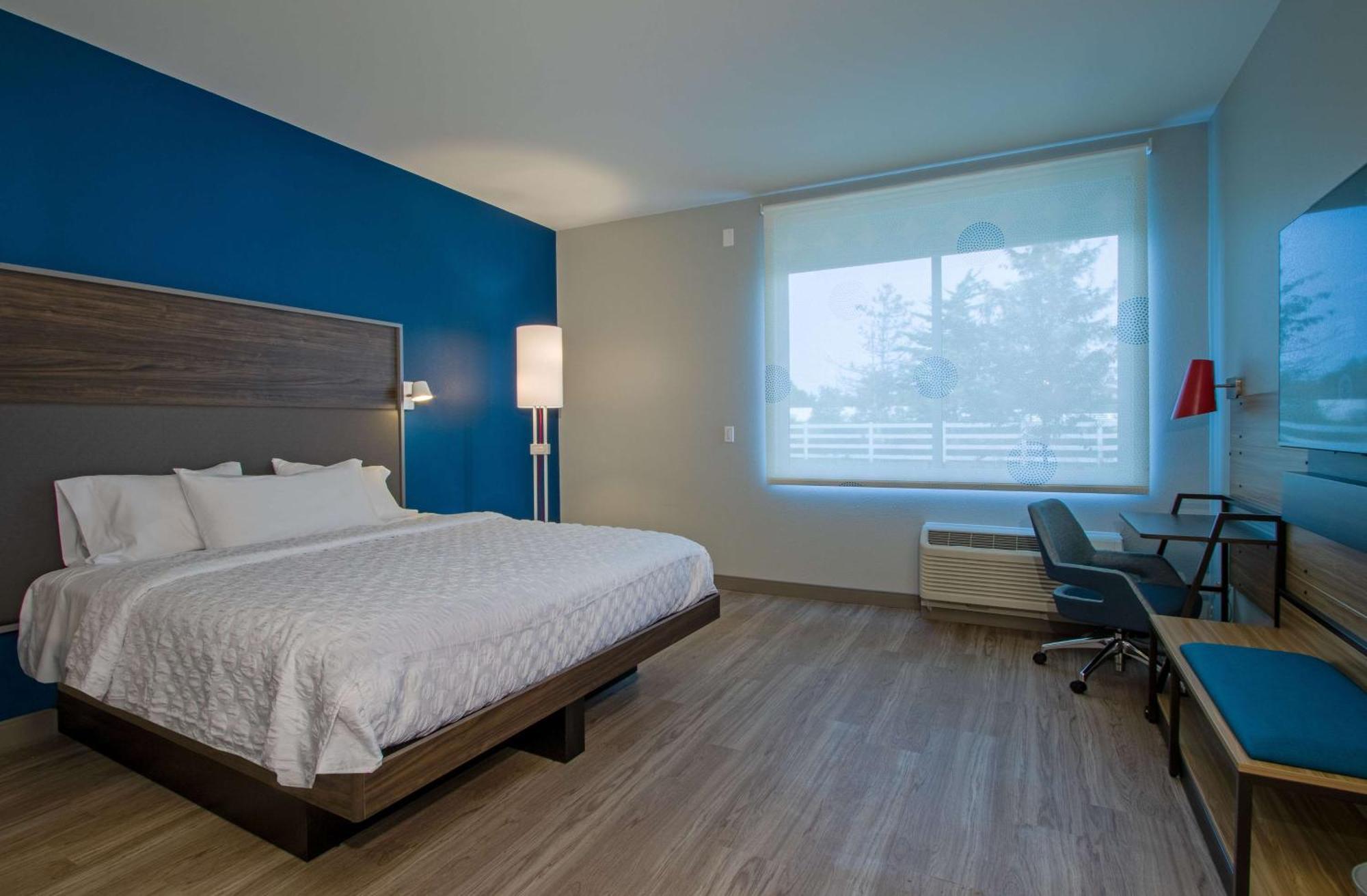 Tru By Hilton Columbus Airport Hotel Екстериор снимка